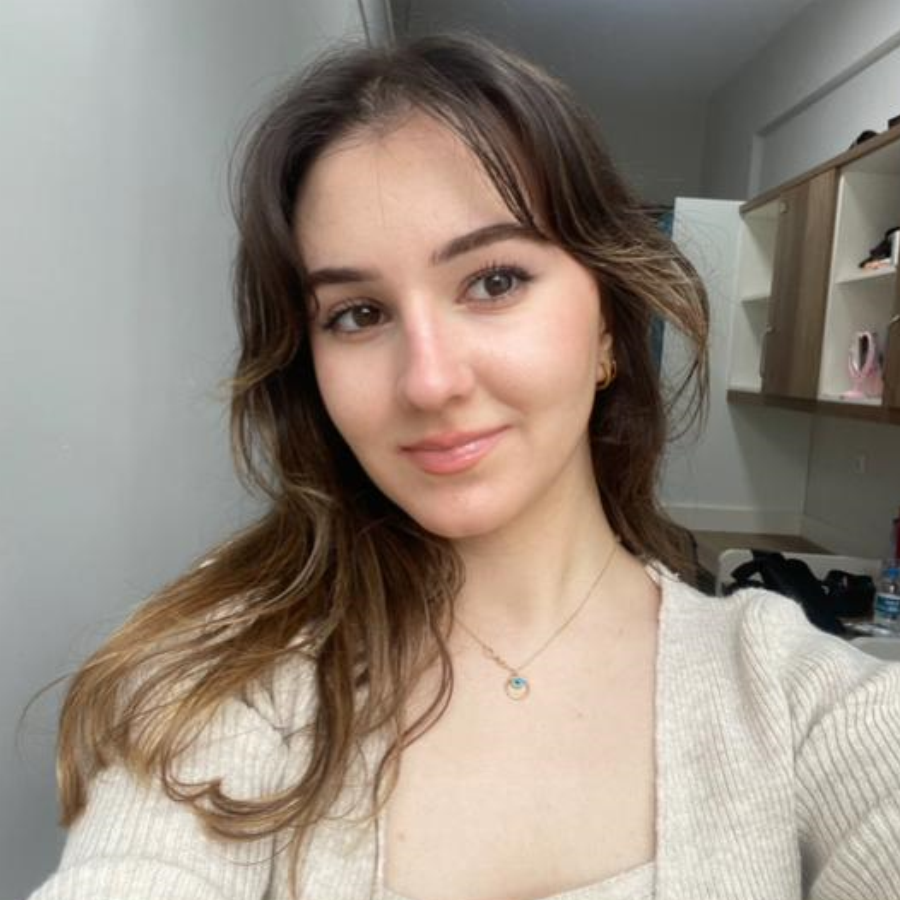 Cansu GENÇ