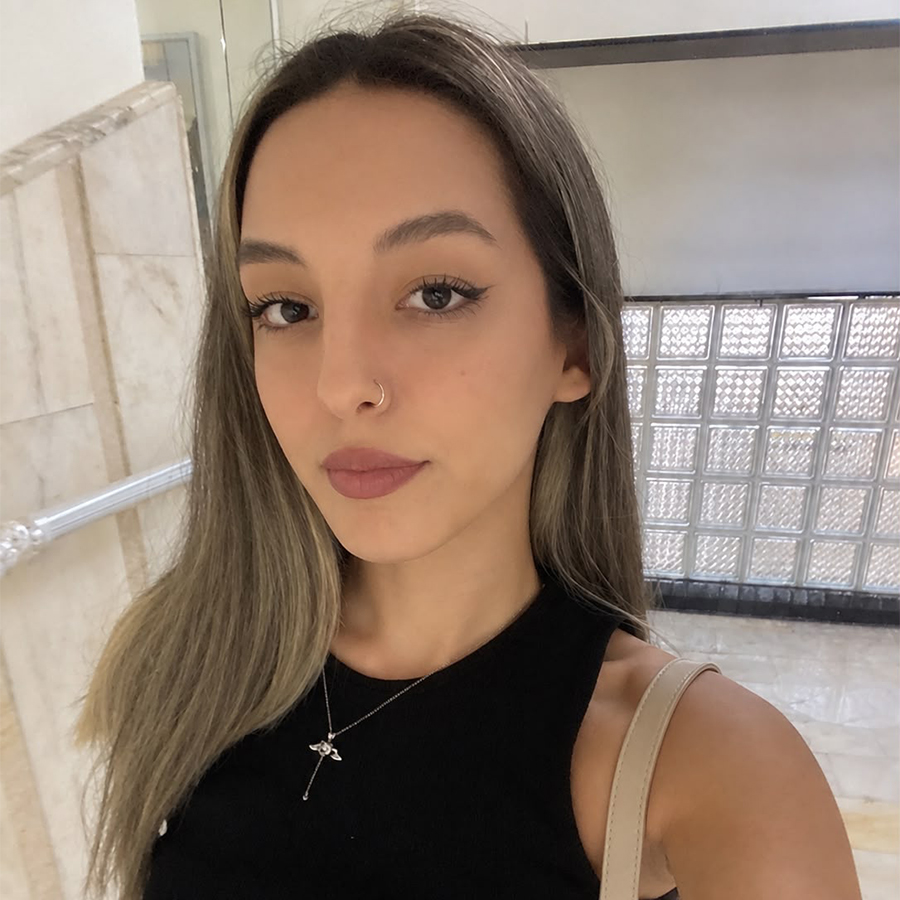 Sıla AKMUT